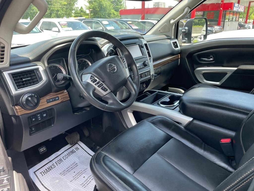 Nissan Titan XD SL 2WD Diesel 2017