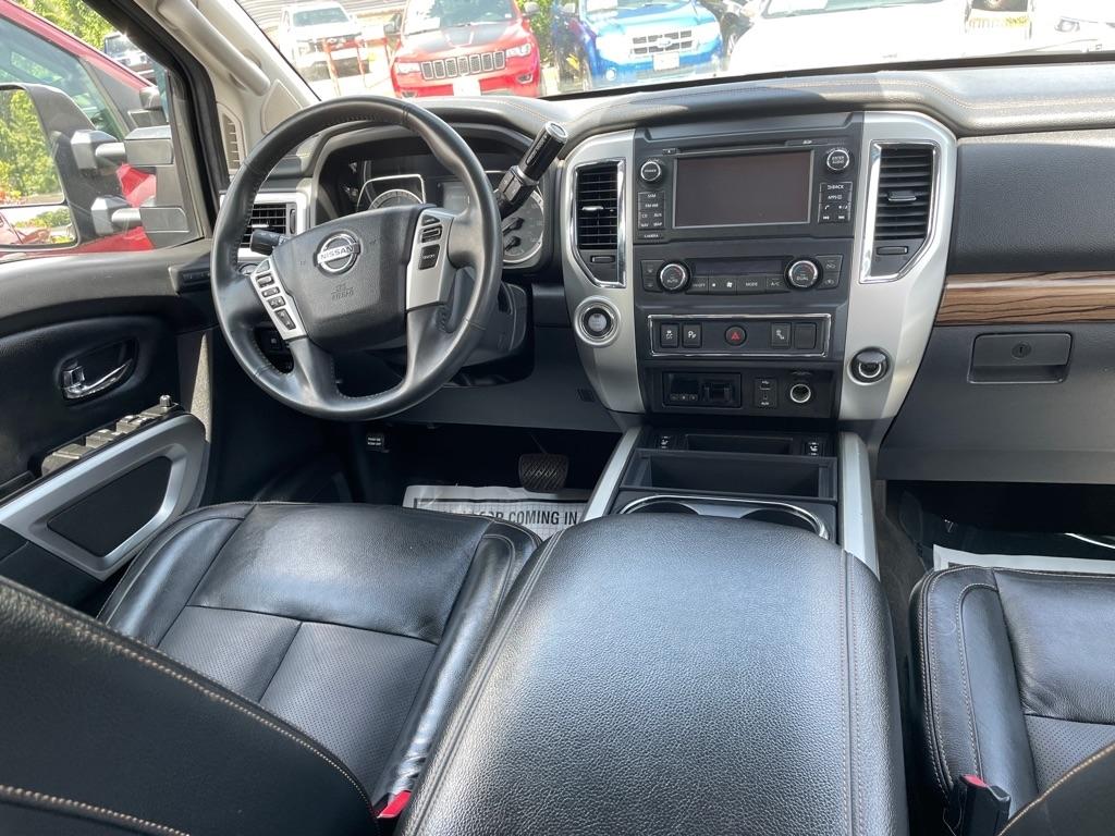 Nissan Titan XD SL 2WD Diesel 2017