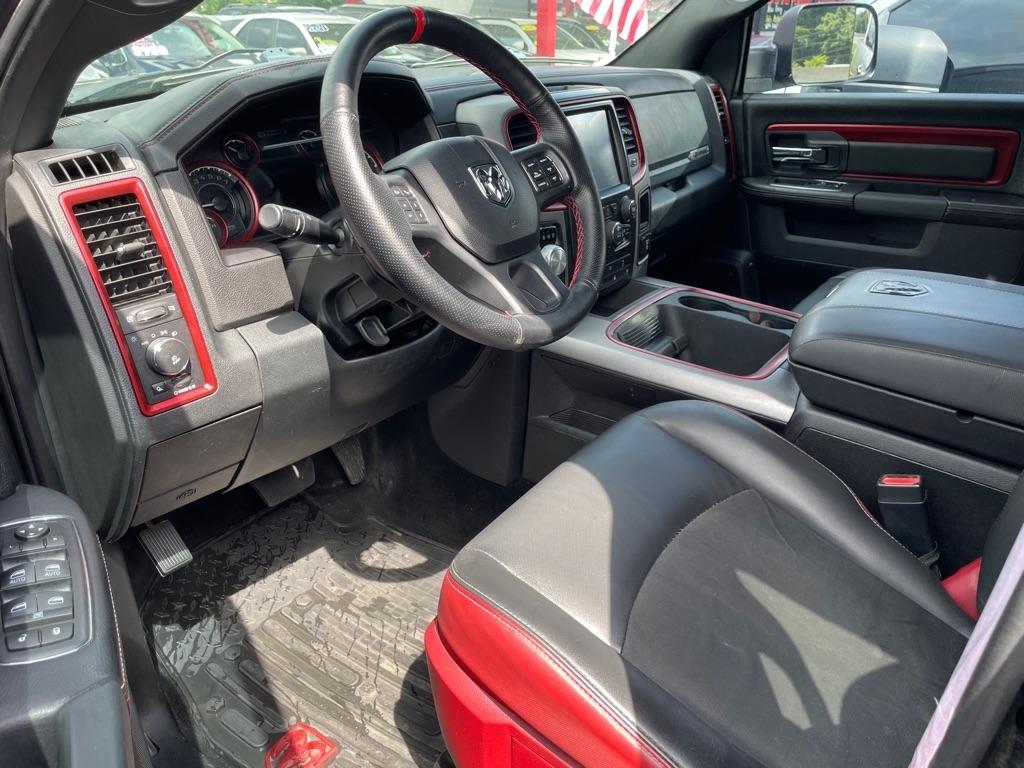 RAM 1500 Rebel Crew Cab SWB 4WD 2016