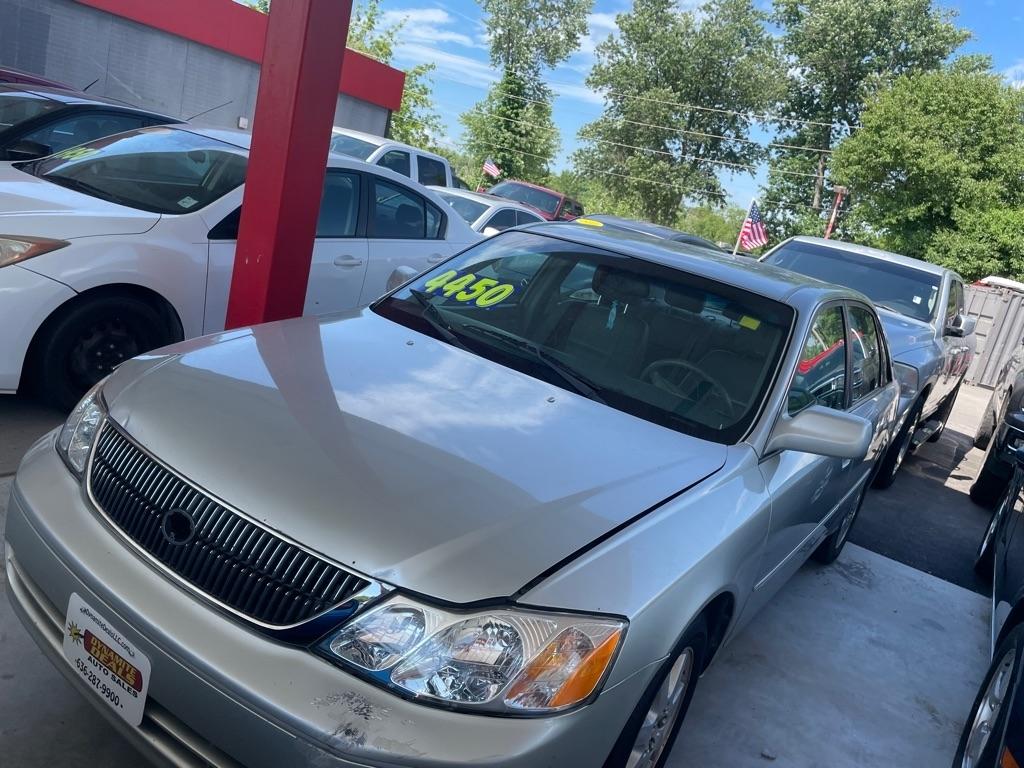 Toyota Avalon XL 2002