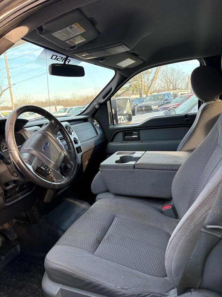 Ford F-150 XL SuperCrew 5.5-ft. Bed 4WD 2012