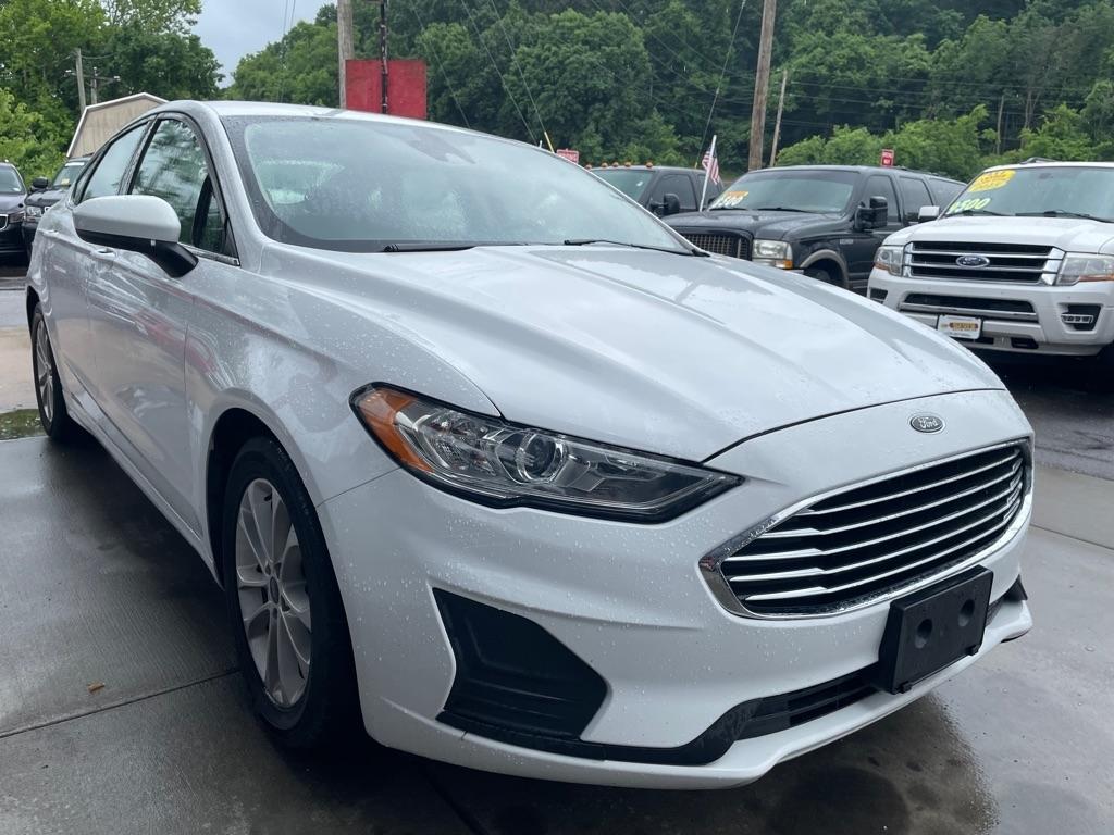 Ford Fusion SE 2020