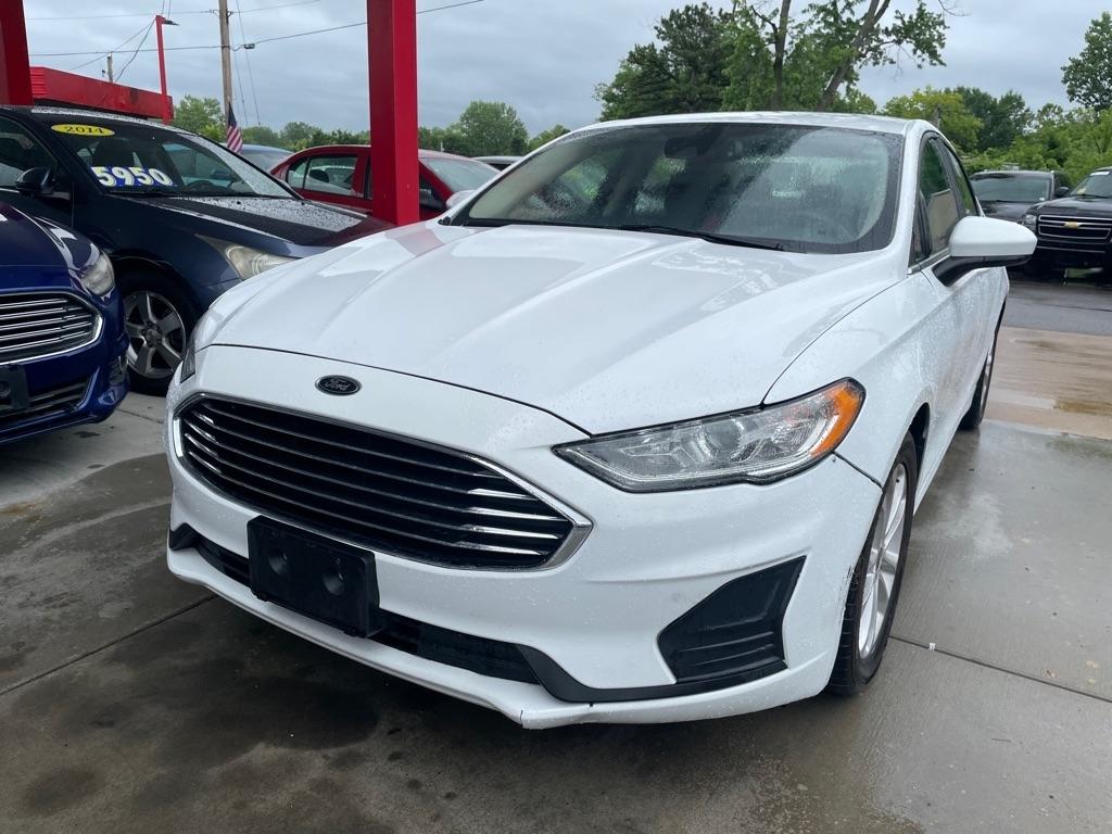 Ford Fusion SE 2020