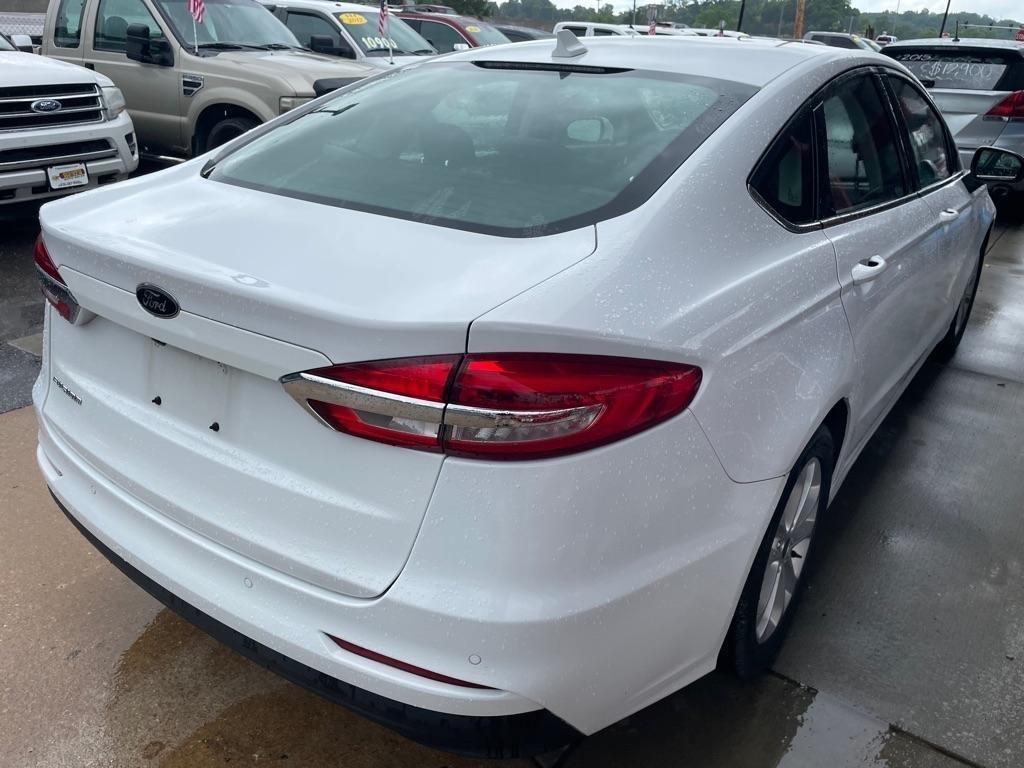 Ford Fusion SE 2020