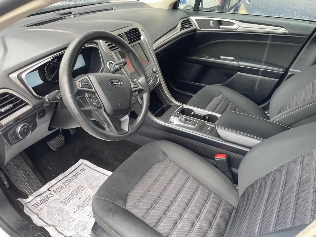 Ford Fusion SE 2020