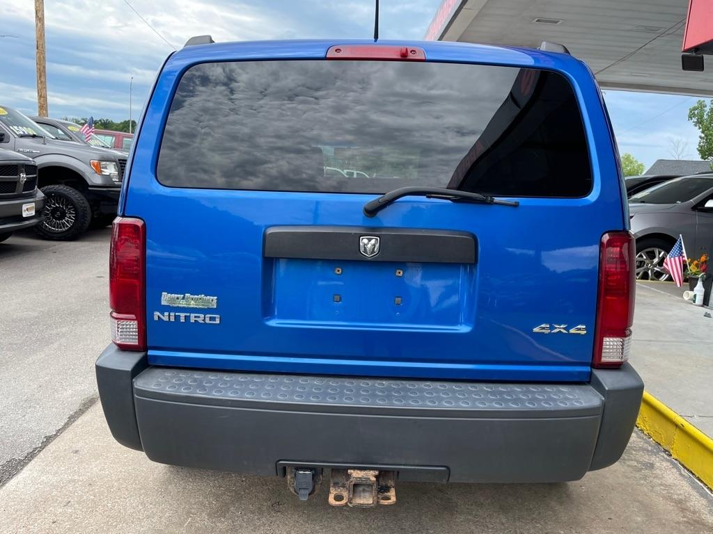 Dodge Nitro SXT 4WD 2007
