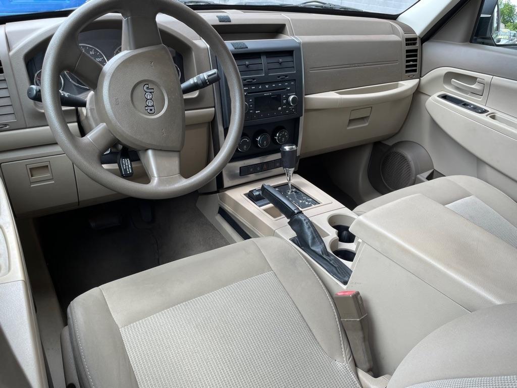 Jeep Liberty Sport 4WD 2008