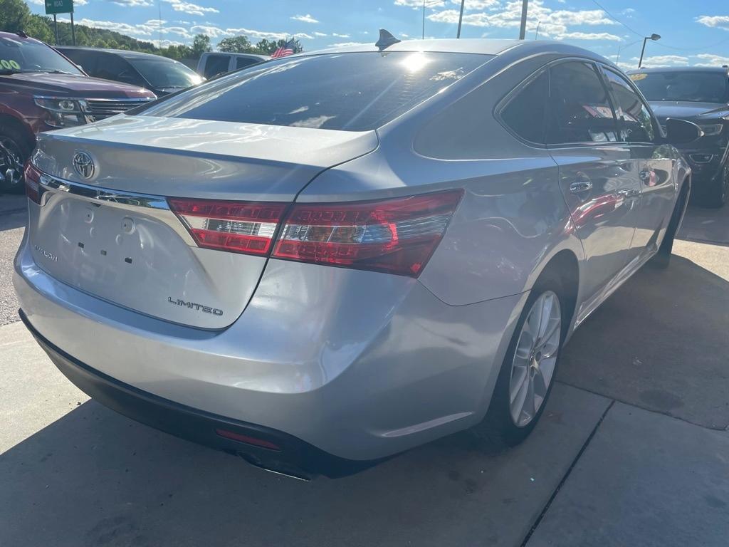 Toyota Avalon XLE 2013