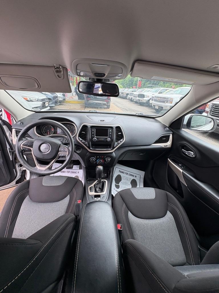 Jeep Cherokee Latitude FWD 2018
