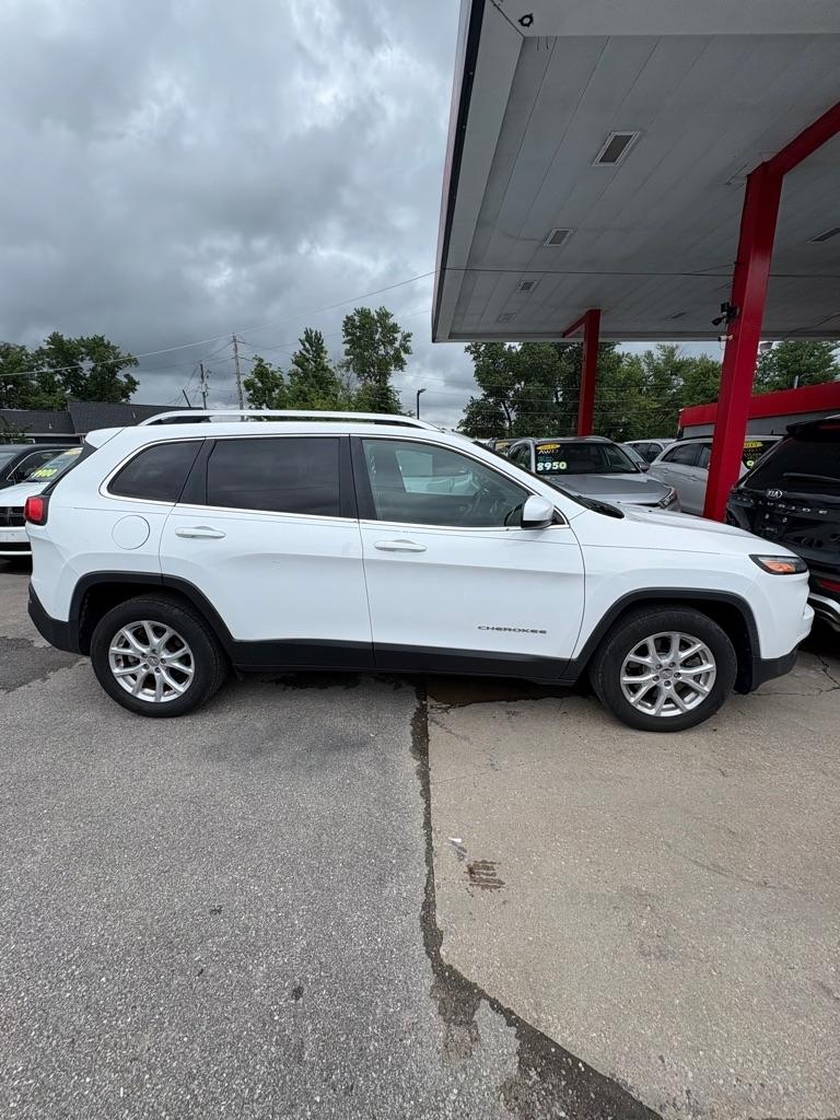 Jeep Cherokee Latitude FWD 2018