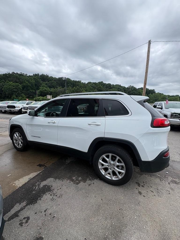 Jeep Cherokee Latitude FWD 2018