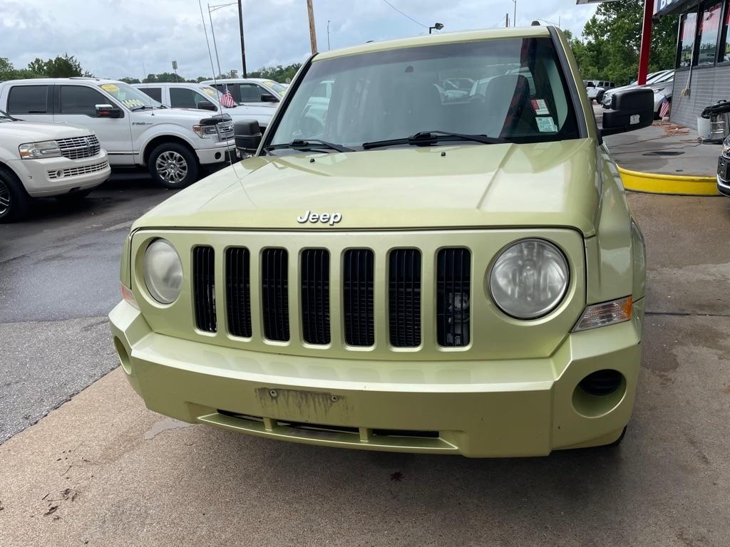 Jeep Patriot Sport 2WD 2010