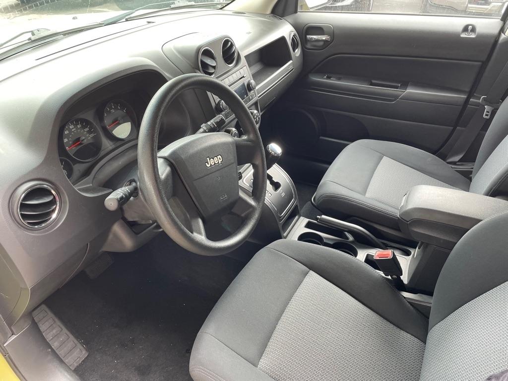 Jeep Patriot Sport 2WD 2010
