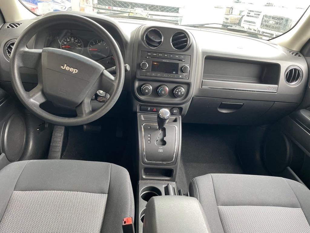 Jeep Patriot Sport 2WD 2010