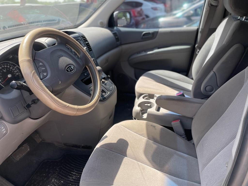 Kia Sedona LX LWB 2012