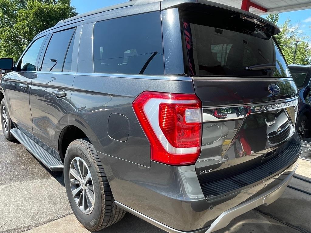 Ford Expedition XLT 4WD 2018