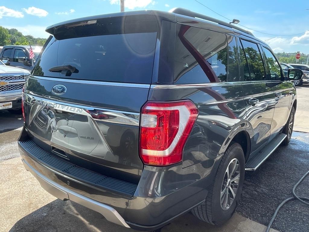 Ford Expedition XLT 4WD 2018