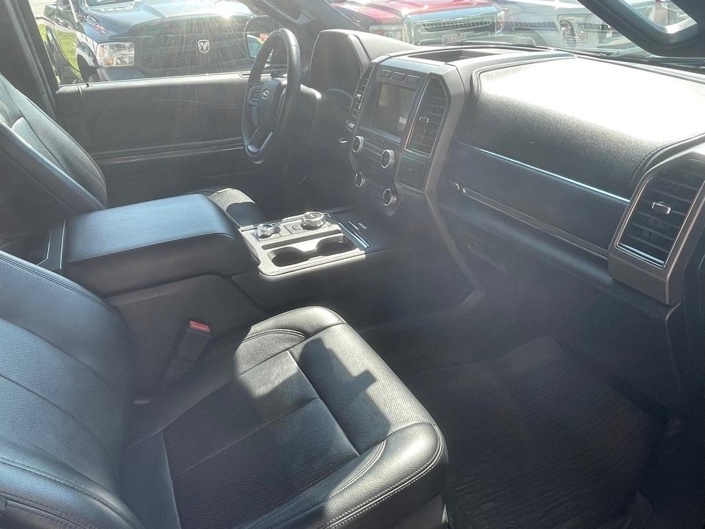 Ford Expedition XLT 4WD 2018