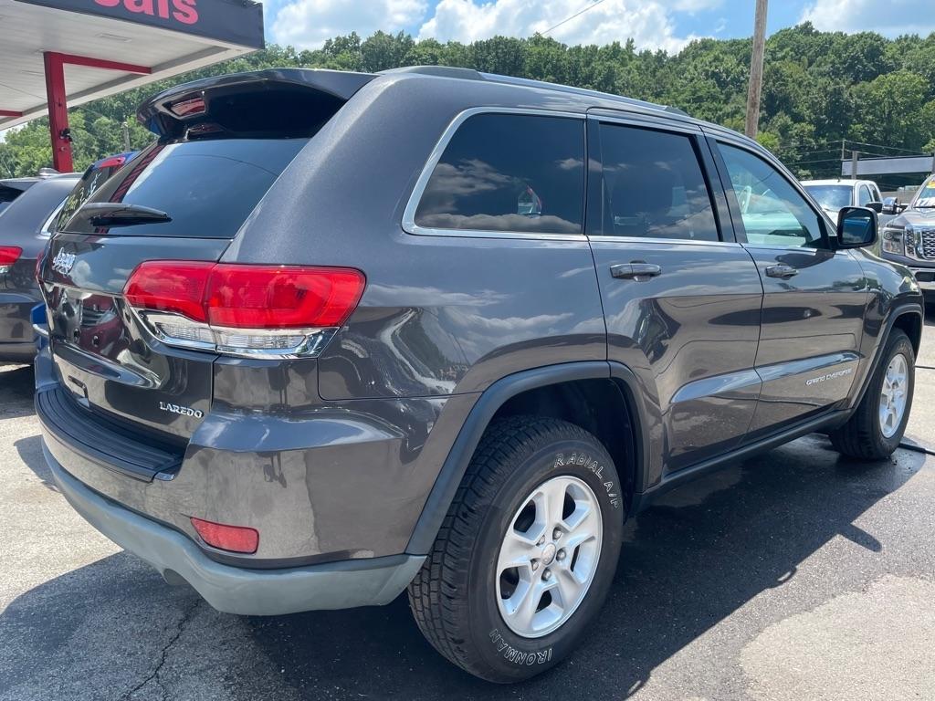 Jeep Grand Cherokee Laredo 4WD 2015