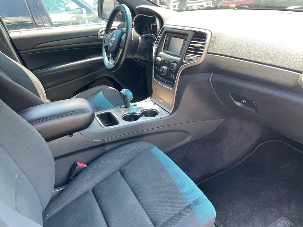 Jeep Grand Cherokee Laredo 4WD 2015