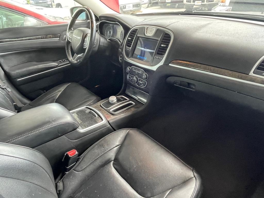 Chrysler 300 Limited AWD 2018