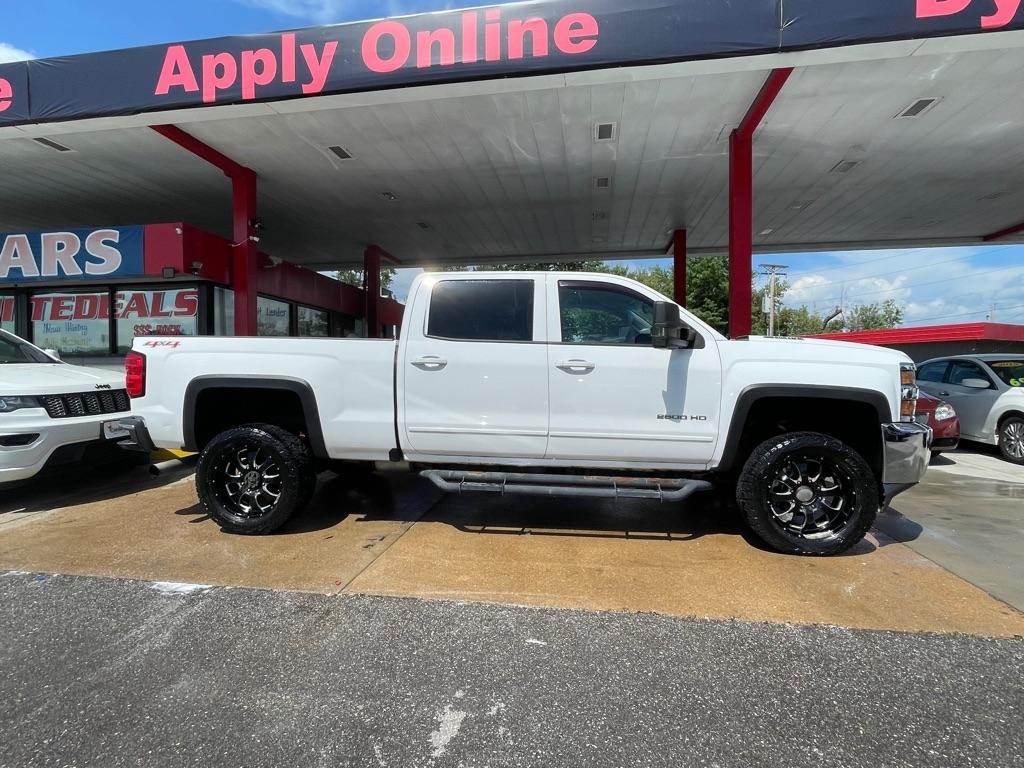 Chevrolet Silverado 2500HD LT Crew Cab 4WD 2016