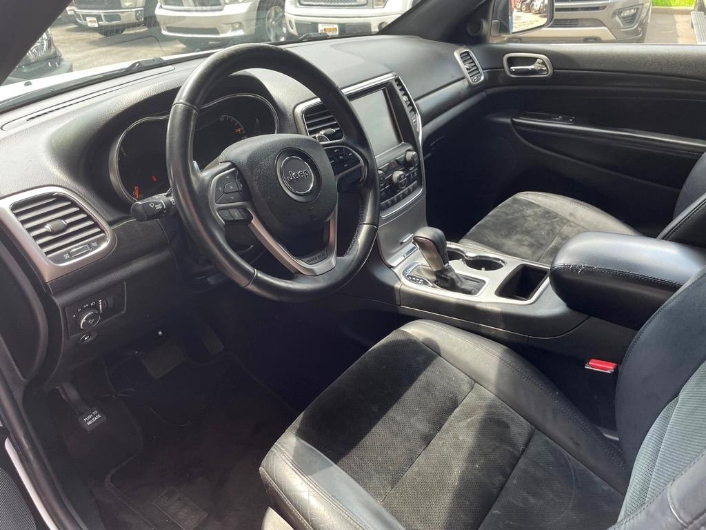 Jeep Grand Cherokee Laredo 4WD 2017