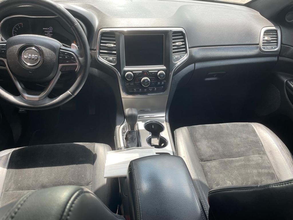 Jeep Grand Cherokee Laredo 4WD 2017