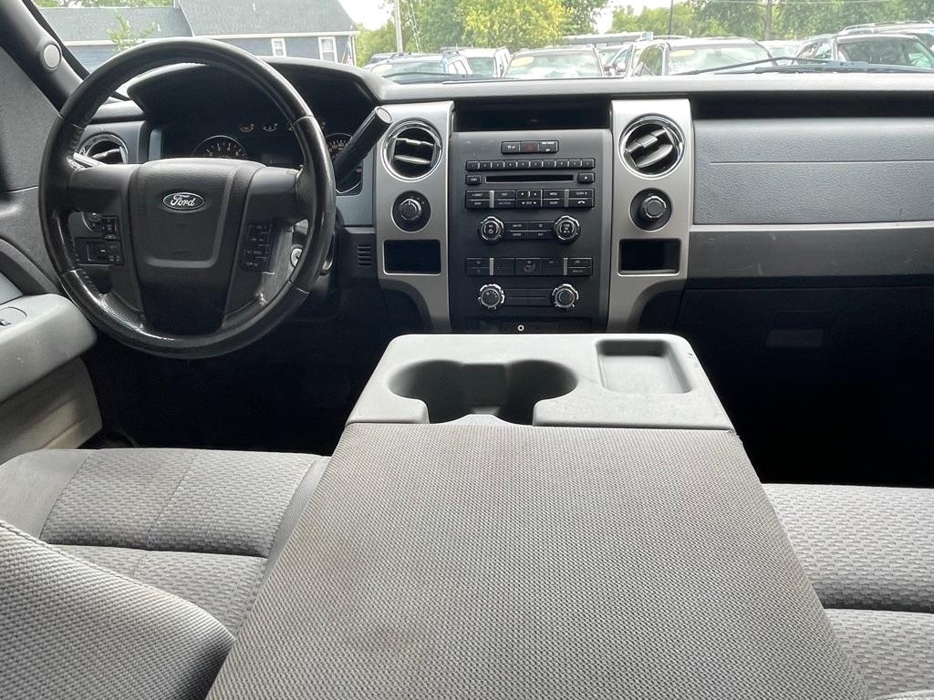 Ford F-150 XL SuperCrew 5.5-ft. Bed 4WD 2014