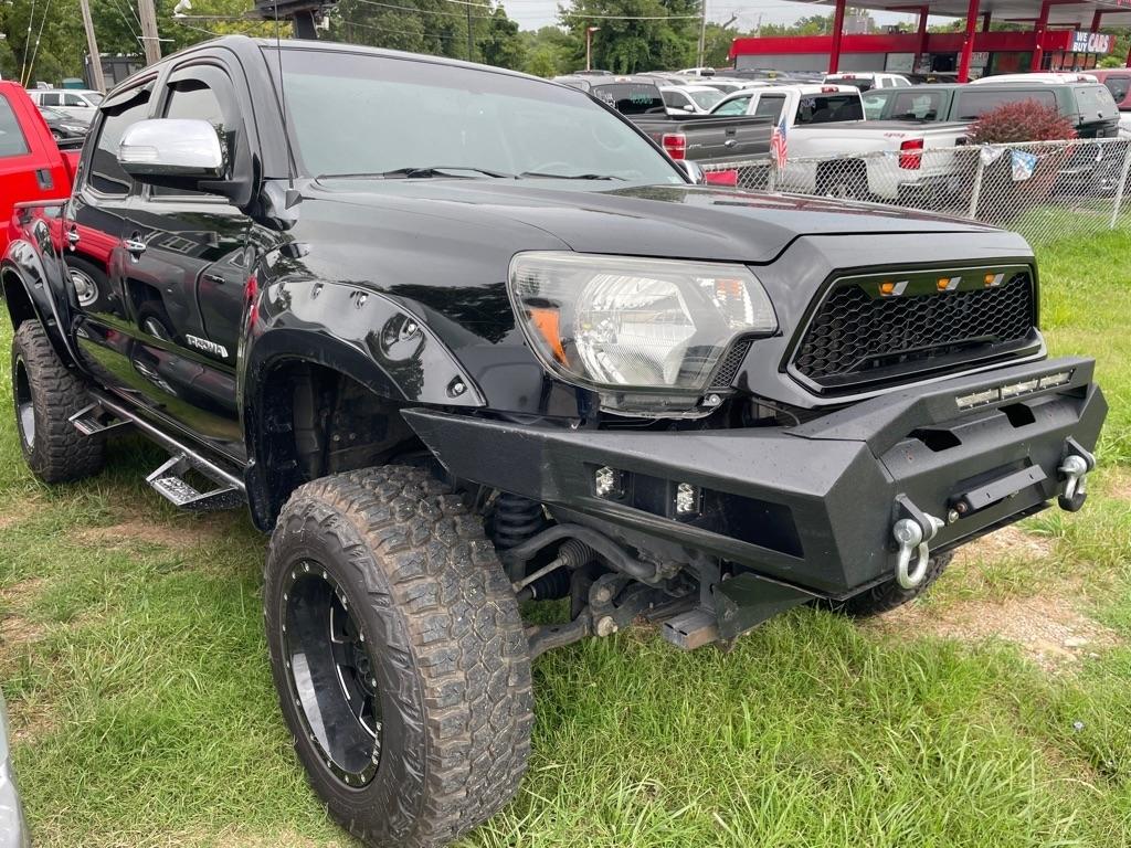 Toyota Tacoma Double Cab V6 6MT 4WD 2015