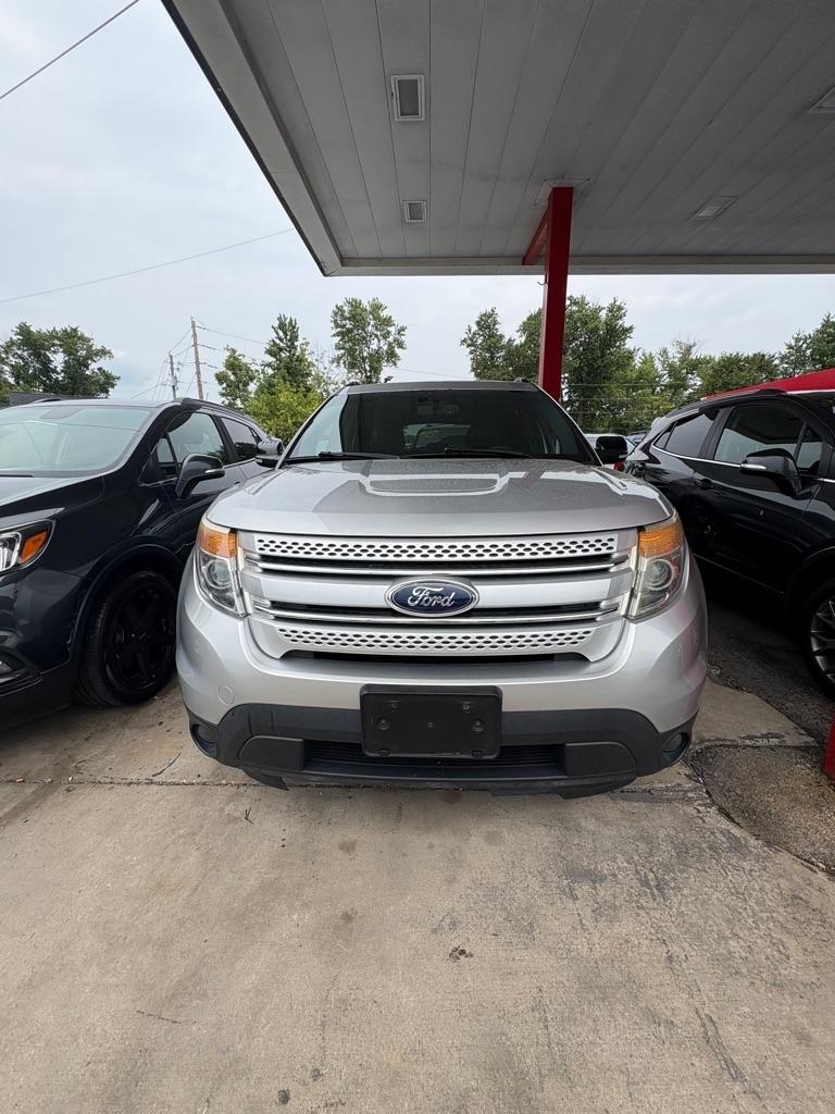 Ford Explorer XLT FWD 2014