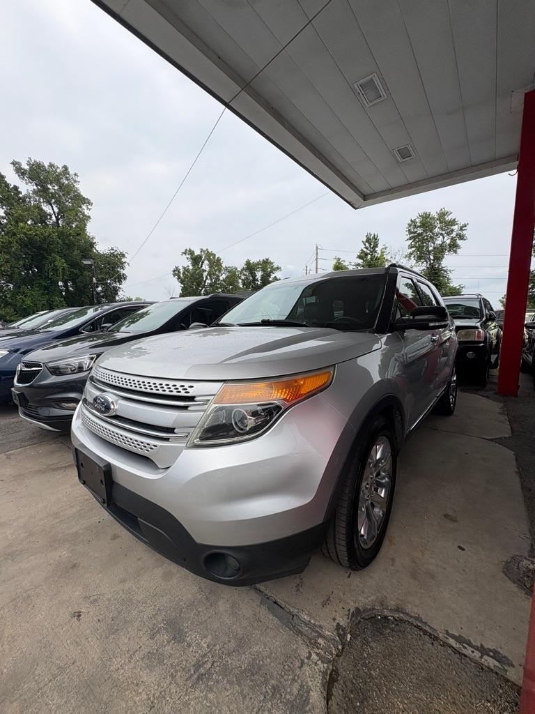 Ford Explorer XLT FWD 2014