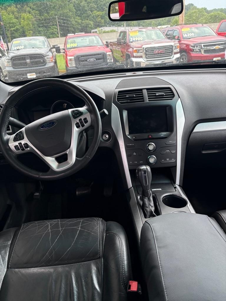 Ford Explorer XLT FWD 2014