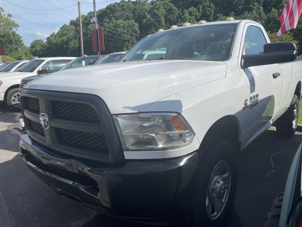 RAM 2500 Tradesman Regular Cab 4WD 2015