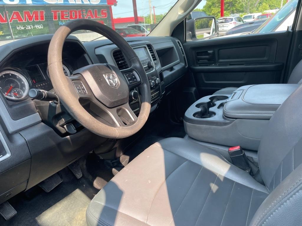 RAM 1500 Tradesman Quad Cab 2WD 2018
