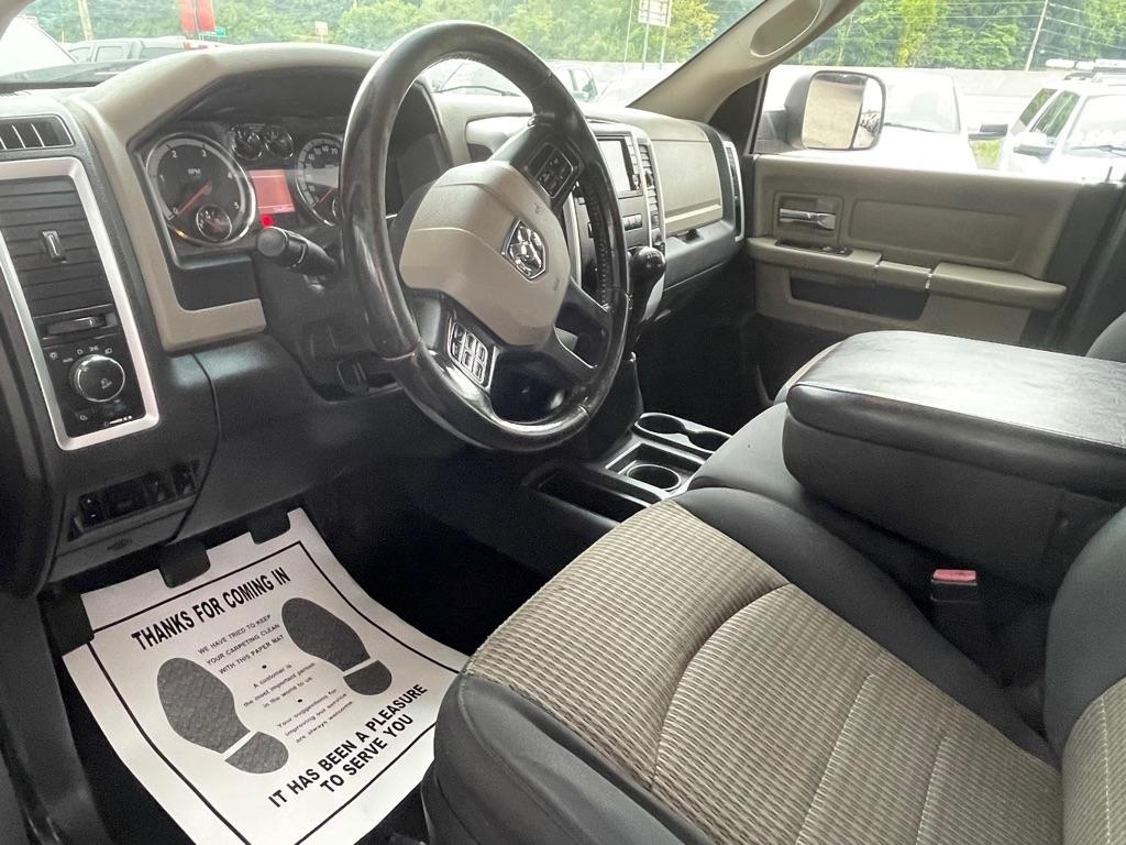 RAM 2500 SLT Crew Cab SWB 4WD 2012