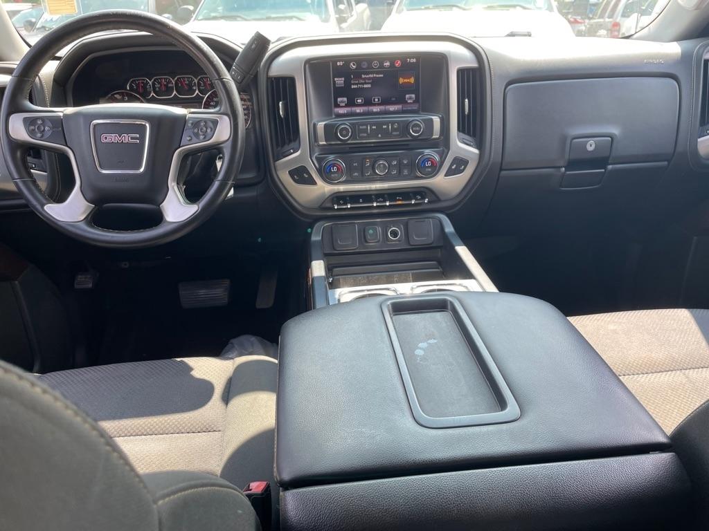 GMC Sierra 1500 SLE Crew Cab Short Box 4WD 2015