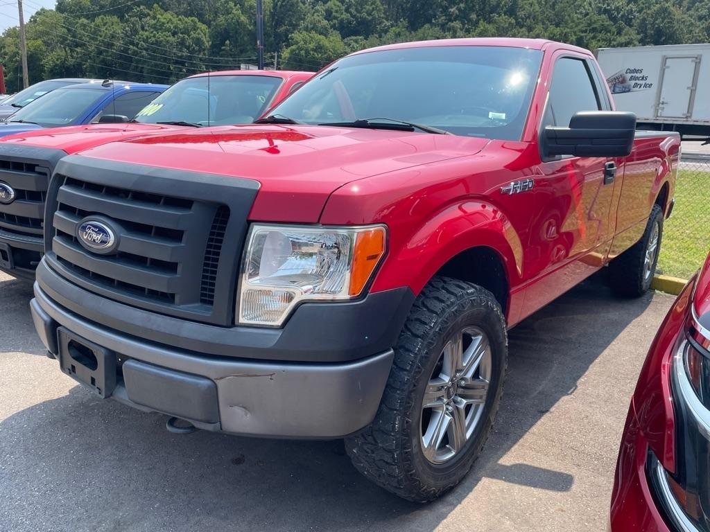 Ford F-150 XL 8-ft. Bed 4WD 2010