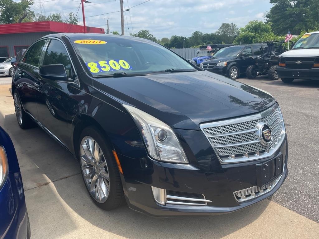 Cadillac XTS Platinum 2013