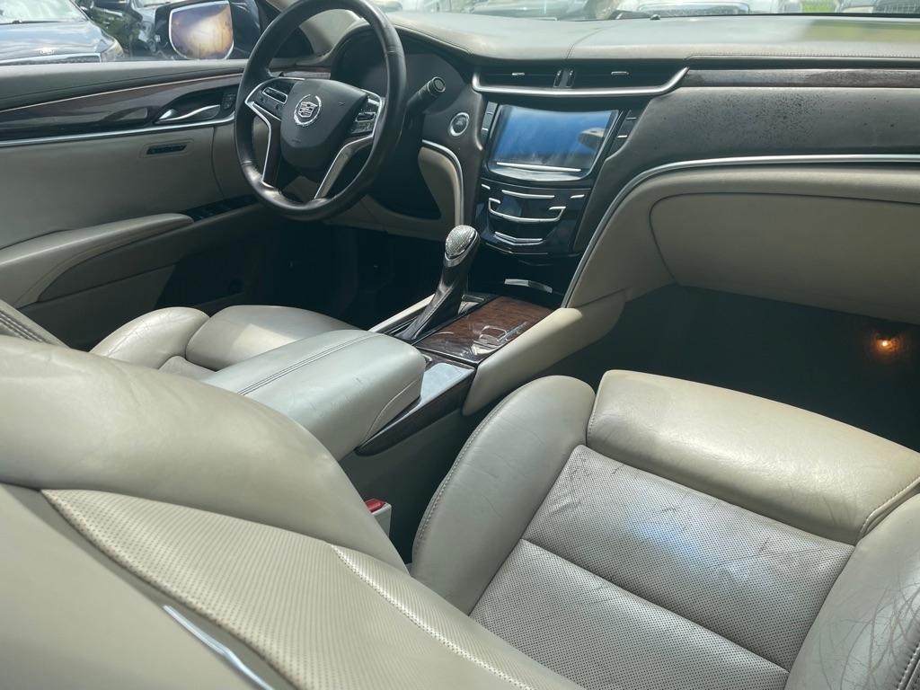 Cadillac XTS Platinum 2013