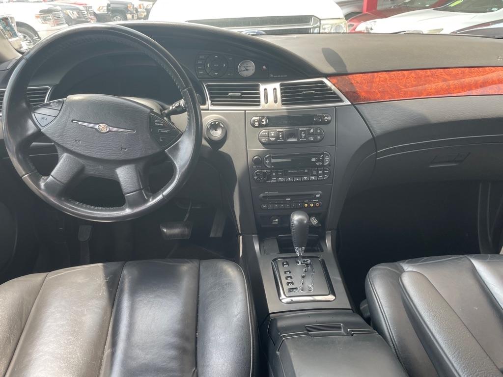 Chrysler Pacifica Touring AWD 2005