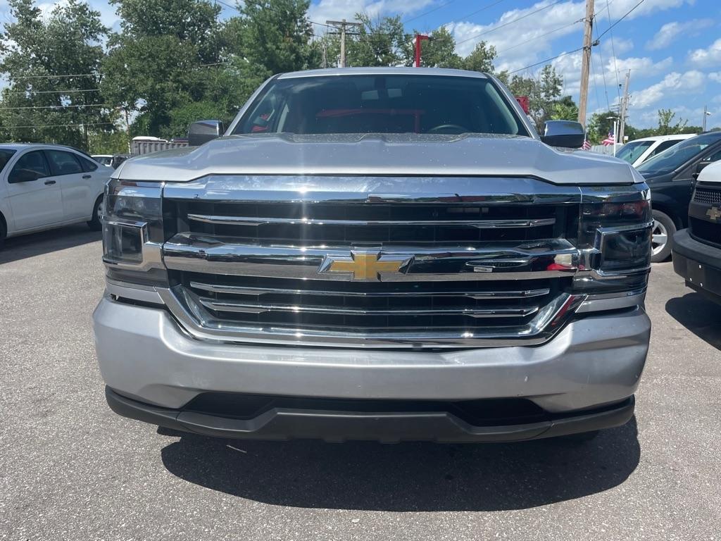 Chevrolet Silverado 1500 Custom Crew Cab Long Box 4WD 2021
