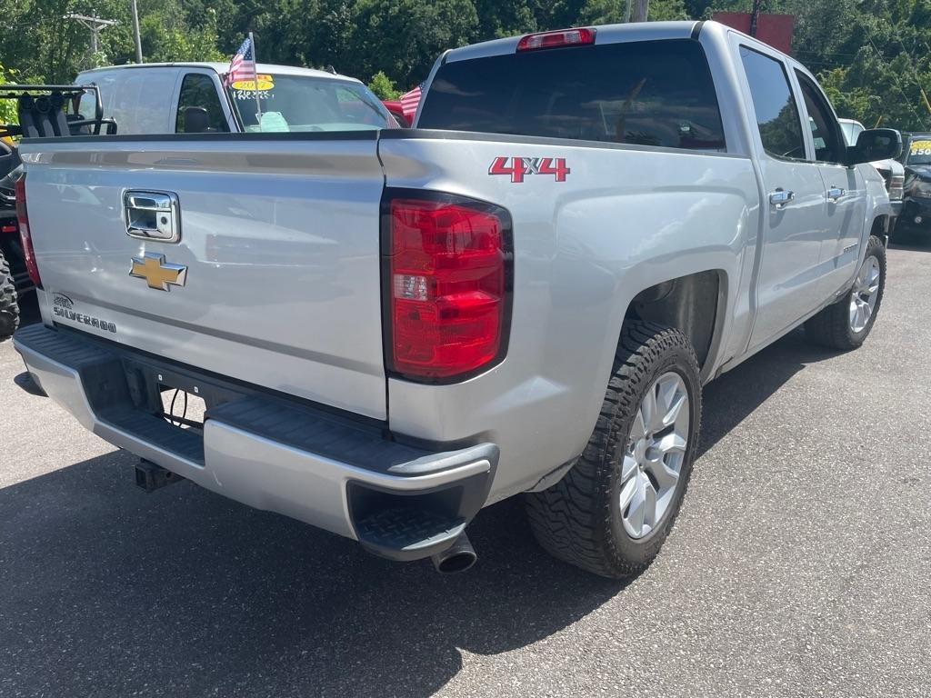 Chevrolet Silverado 1500 Custom Crew Cab Long Box 4WD 2021
