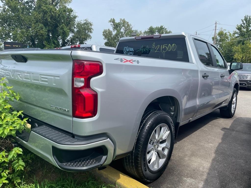 Chevrolet Silverado 1500 Custom Crew Cab Long Box 4WD 2021