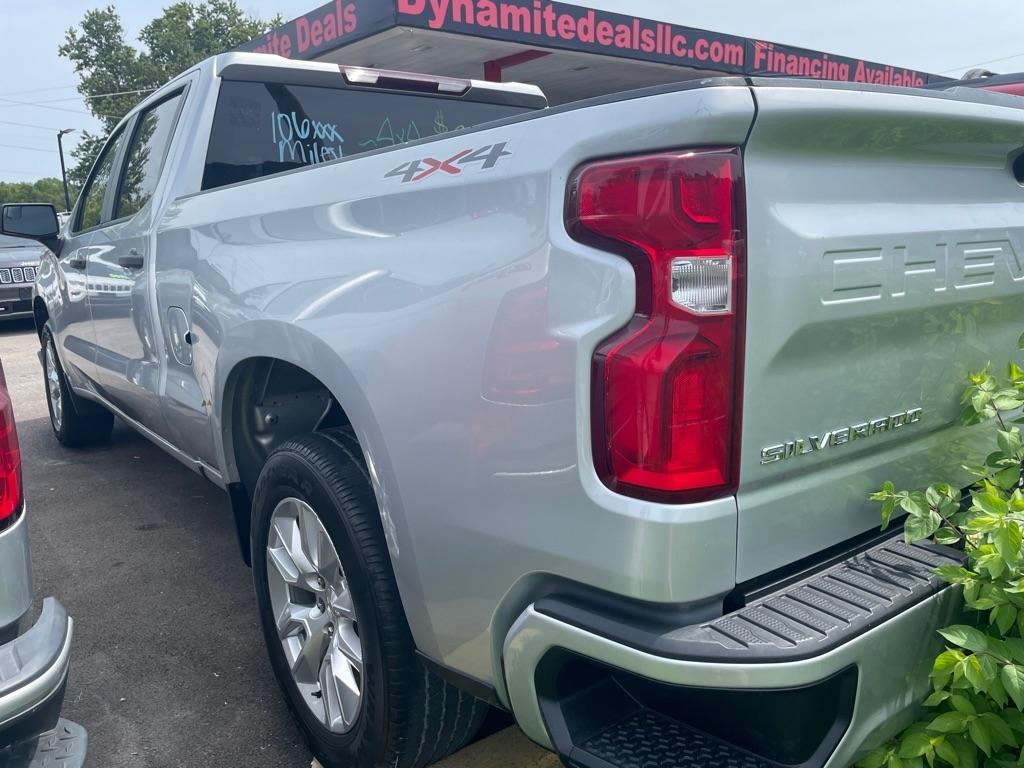 Chevrolet Silverado 1500 Custom Crew Cab Long Box 4WD 2021