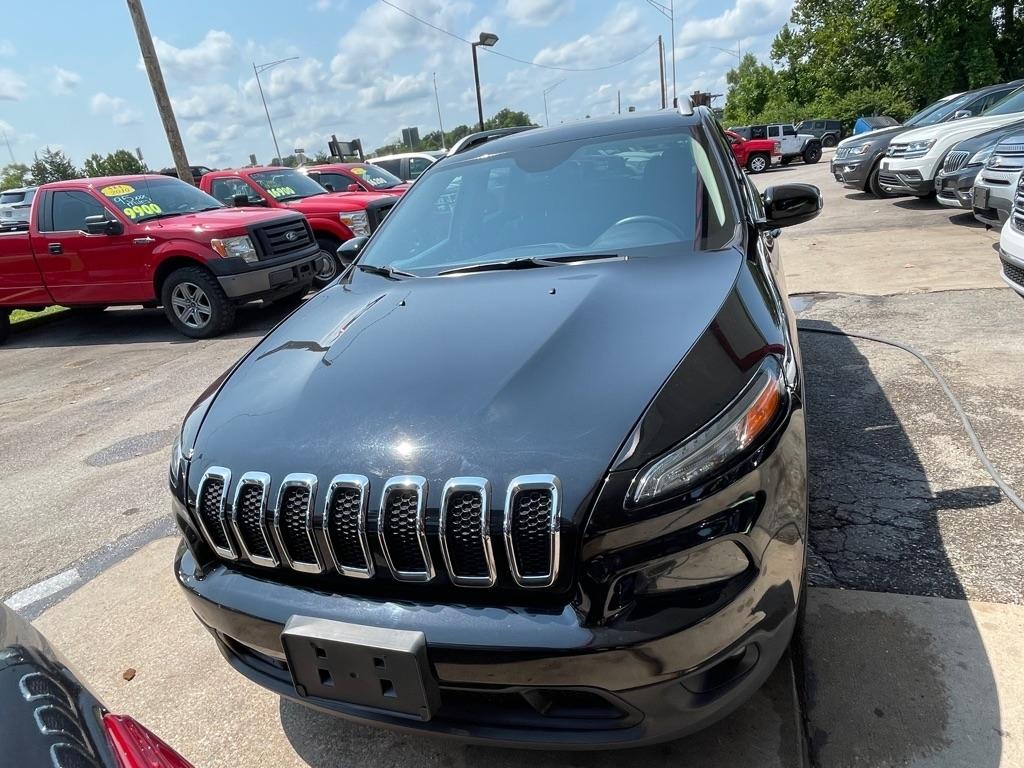 Jeep Cherokee Latitude FWD 2017