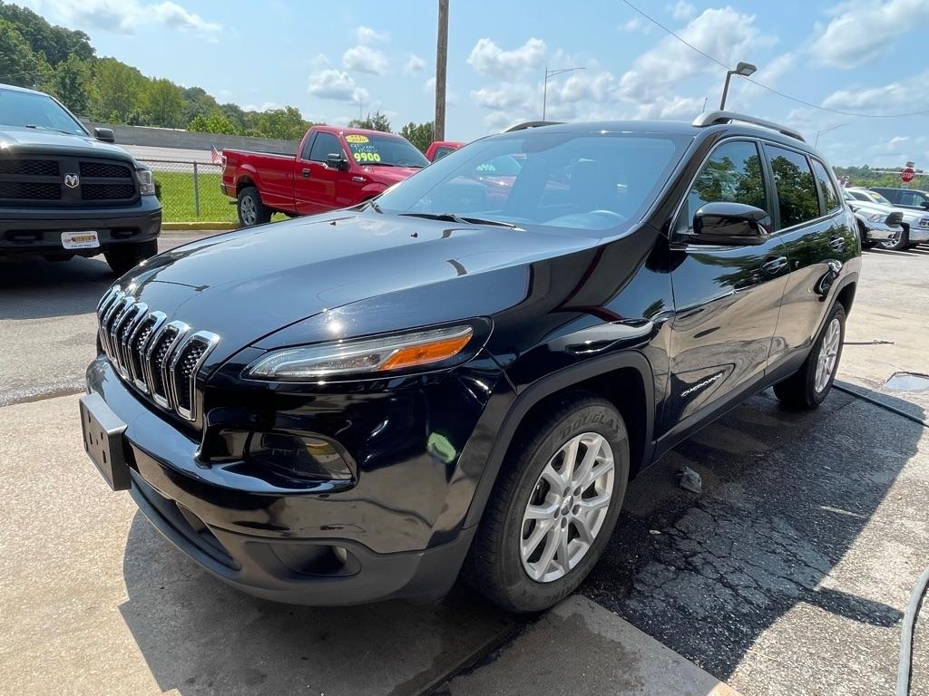 Jeep Cherokee Latitude FWD 2017