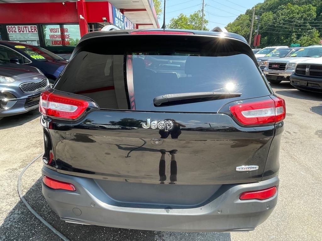 Jeep Cherokee Latitude FWD 2017