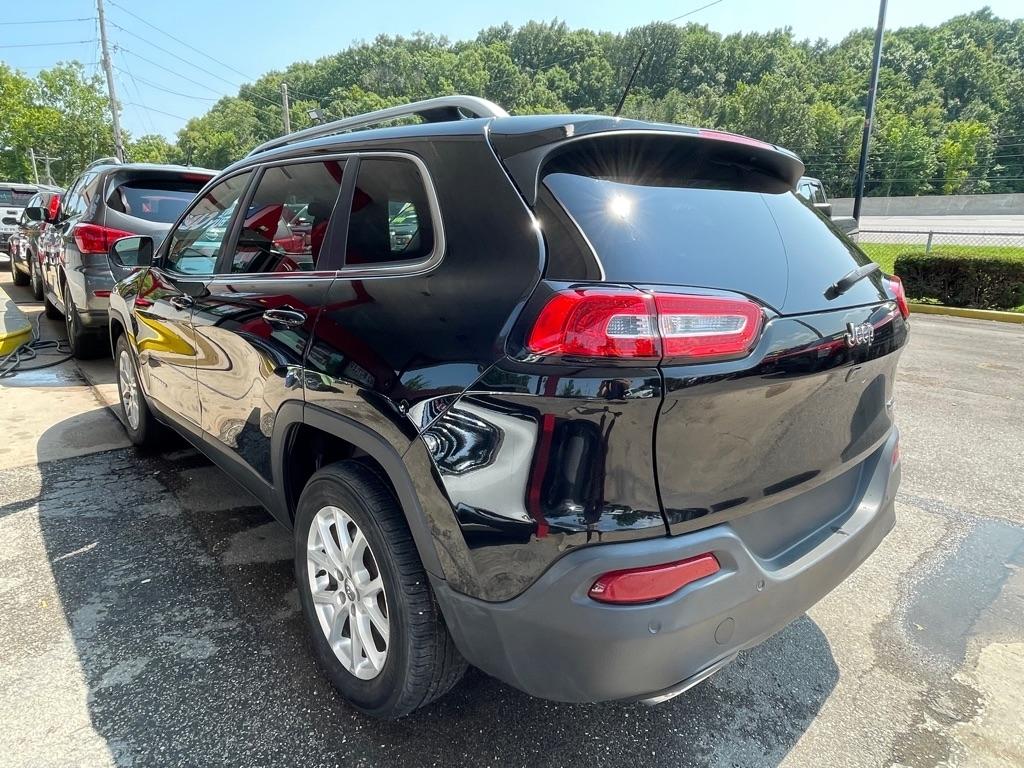 Jeep Cherokee Latitude FWD 2017