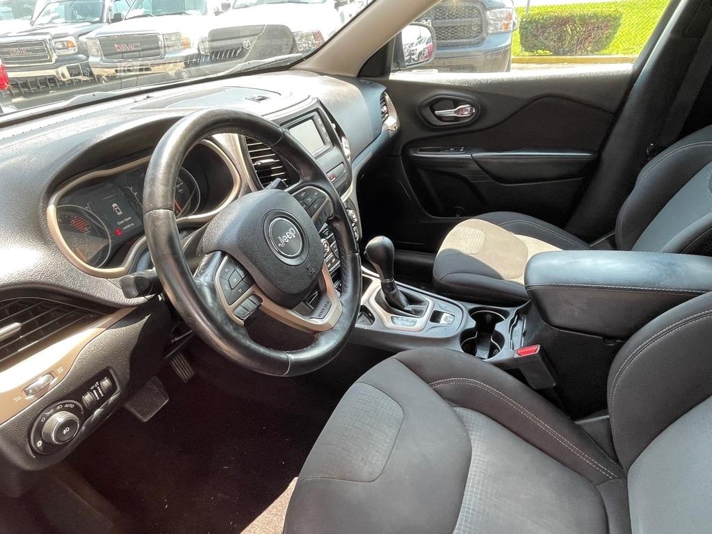 Jeep Cherokee Latitude FWD 2017
